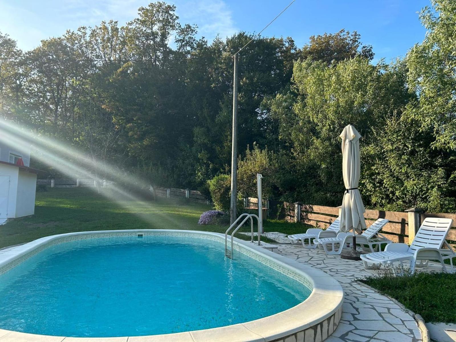 Villa Kuca Za Odmor Mazuran Karlovac Exterior foto